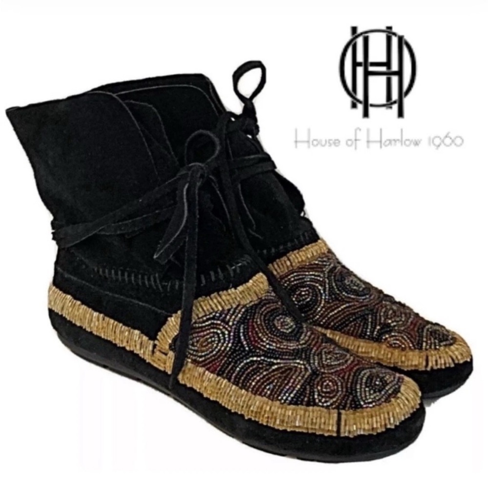 House of Harlow 1960 Black and Gold Mallory Beaded Moccasins 7.5 EUC
